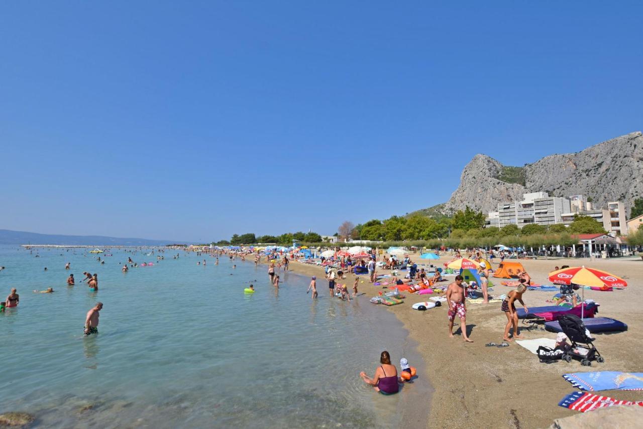 Apartments Mira Omiš Eksteriør bilde